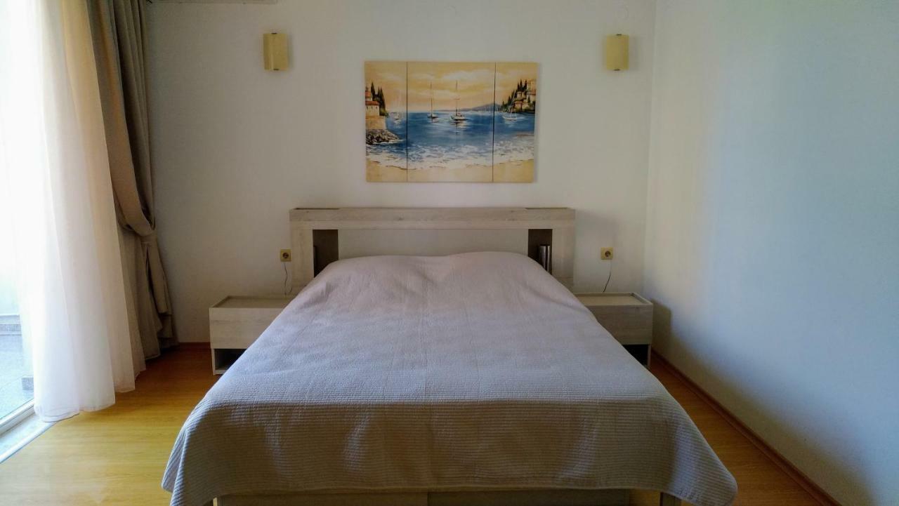 VP Kristal Beach Nesebar Bagian luar foto